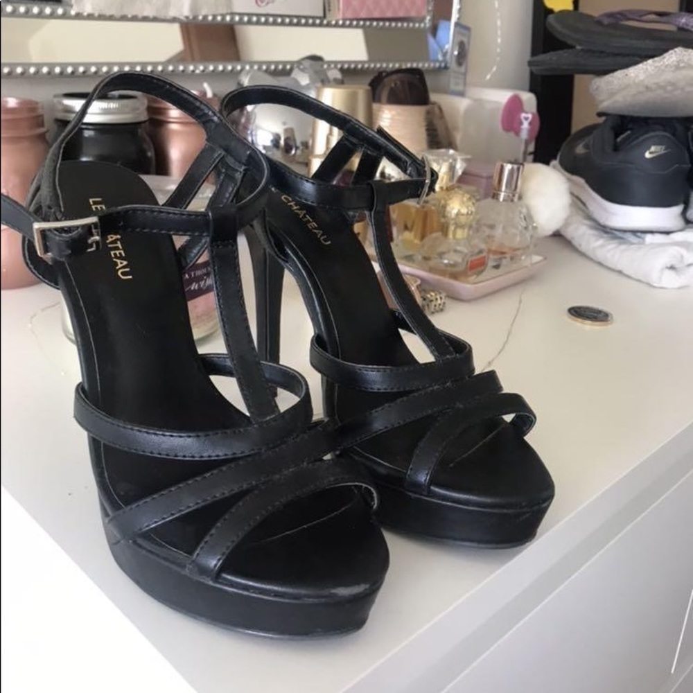 Le Chateau heels 👠
